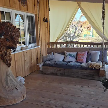 Holzhaus Mit Besonderem Ambiente Lengau