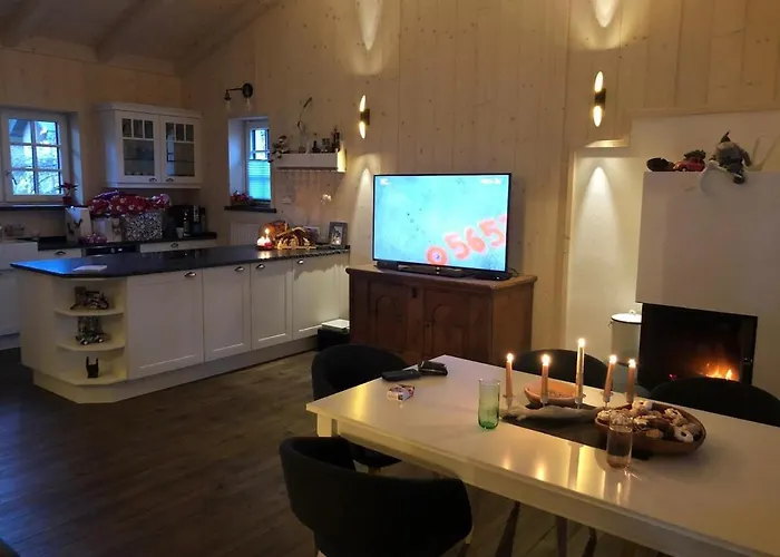 Holzhaus Mit Besonderem Ambiente * Lengau